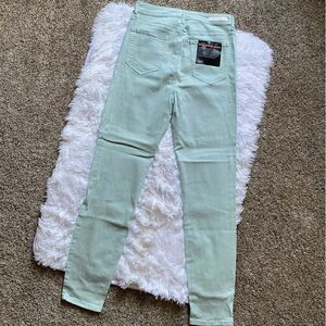 Cello Jeans Deluxe Comfort Stretch Spring NEW Women’s Size 11